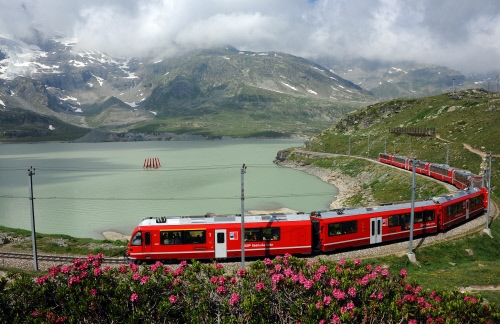 Mit der Bahn durch die Schweiz