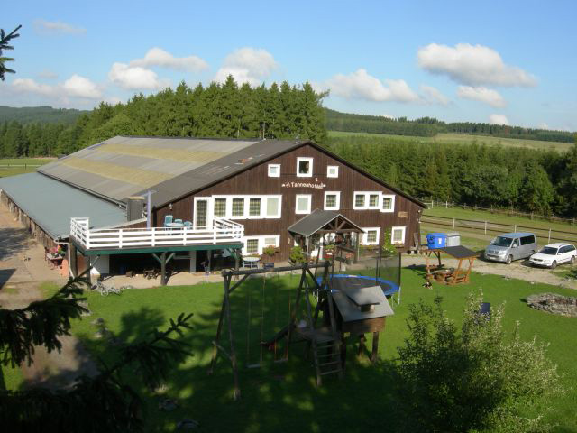 Reit- und Ferienanlage Tannenhof in Korbach