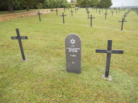 Deutscher Soldatenfriedhof in der Champagne