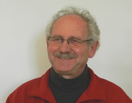 Berni Schmitz, der Erfinder des Gesangstheaters, stellt neue CD und DVD vor.