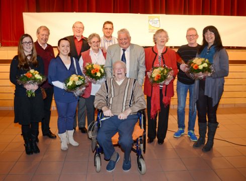 Die Mitwirkenden bei der Mundartveranstaltung op Kelmeser Platt