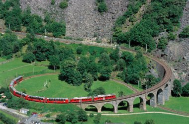 Fahrt mit der Rhätischen Bahn