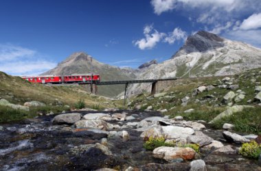 Fahrt mit der Rhätischen Bahn