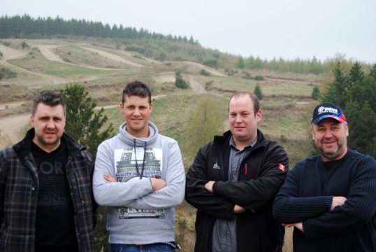 Heino Hoffmann, Kevin Hoffmann, Daniel Fogen und Herbert Hoffmann vom MCC Dürler vor der ostbelgischen "grünen Hölle"