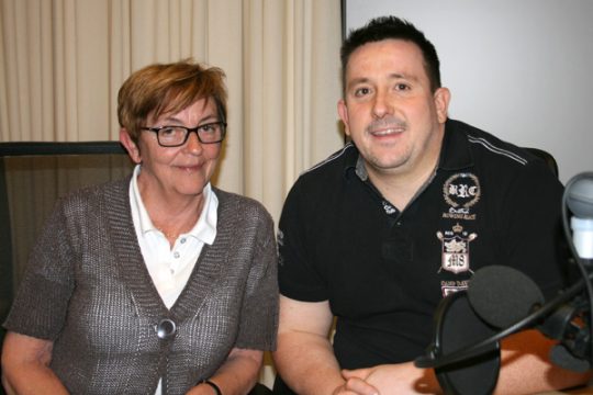 Marie-Hélène Düsseldorf mit Mundart-Moderator Pascal Gangolf