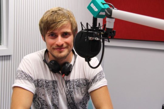 Jetzt singt er auch! "GZSZ"-Star Jörn Schlönvoigt