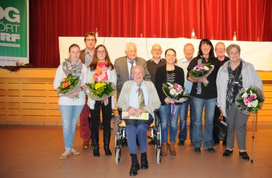 Die MItwirkenden bei der Kelmiser Mundartveranstaltung