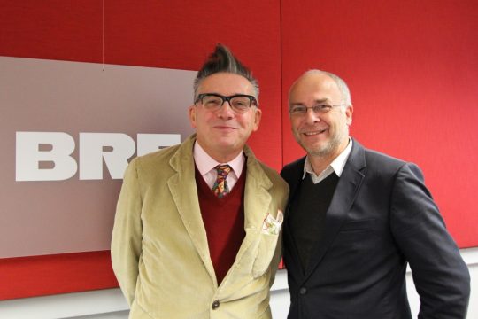 Musiker und Unterhaltungskünstler Götz Alsmann zu Besuch bei Horst Senker