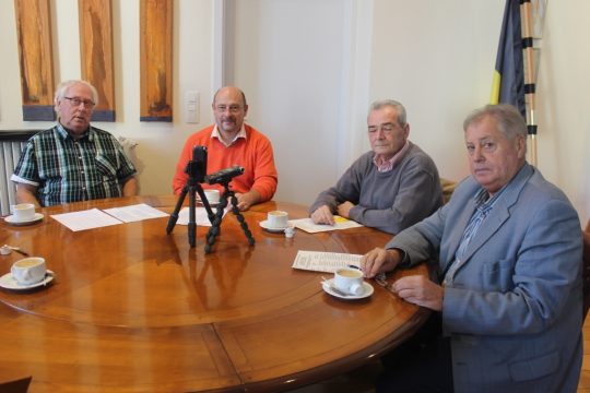 Katastropheneinsatz im Marienheim Raeren: vlnr Moderator Werner Emonts, Direktor Patrick Laschet, Feuerwehrkommandant i.R. Claudy Marchal und Bürgermeister Hans-Dieter Laschet.