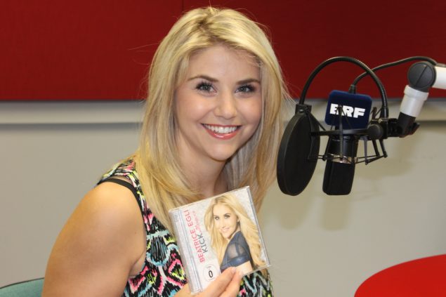 Beatrice stellt ihr Album "Kick im Augenblick" vor