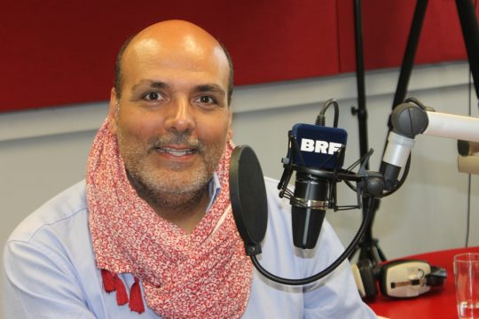 "Schön ist die Welt" heißt das neue Album von Jay Alexander