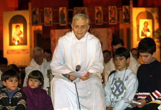 Taizé-Gründer Bruder Roger Schütz (Bild vom 28.12.1999 in Warschau)
