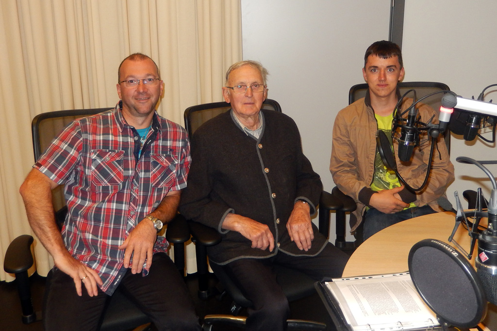 Robert Maraite mit seinen Studiogästen Aloys und Gary Jost