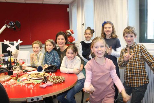 Gemeinsam macht es mehr Spaß: vlnr Lou, Maike, Simonne, Amélie, Neila, Charlotte, Marie und Tobias.