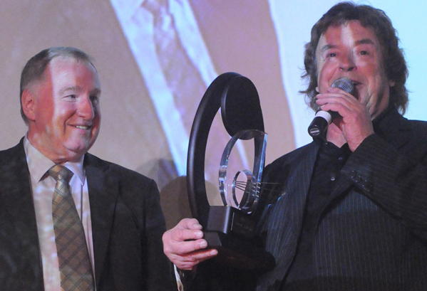 Karl-Heinz Lambertz und Tony Marshall bei der Verleihung der Goldenen Antenne 2010 (Bild: BRF)