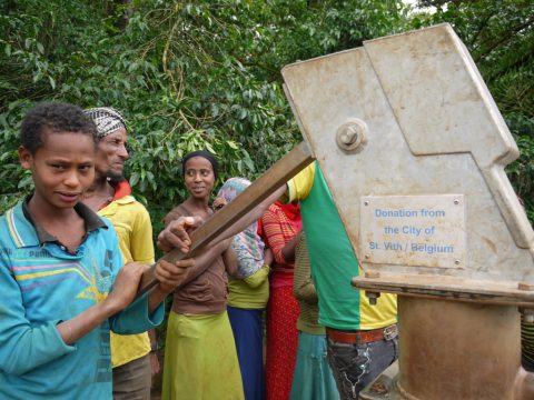Sauberes Trinkwasser für Borecha - Juni 2016, Bild: Menschen für Menschen Belgien