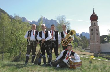 38. Tirolerfest mit Südtirol: Sclhern Sextett