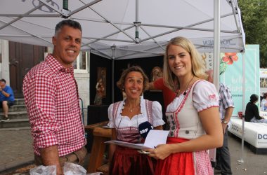 Tirolerfest 2018 BRF und RAI - Barbara und Julia mit Willy Winkler aus Südtirol