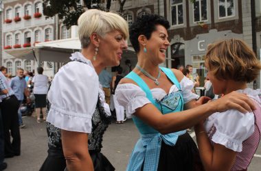 Tirolerfest 2018 BRF und RAI - Suedtirolerinnen unter sich
