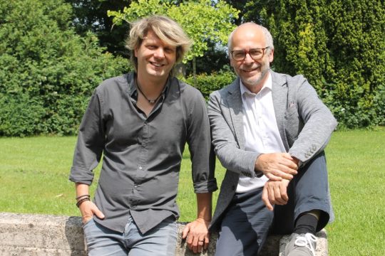Pivo Deinert und Moderator Horst Senker (Bild: BRF)