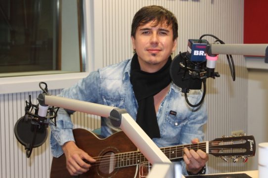 Björn Martins stellt sein erstes Soloalbum vor (Bild: BRF)