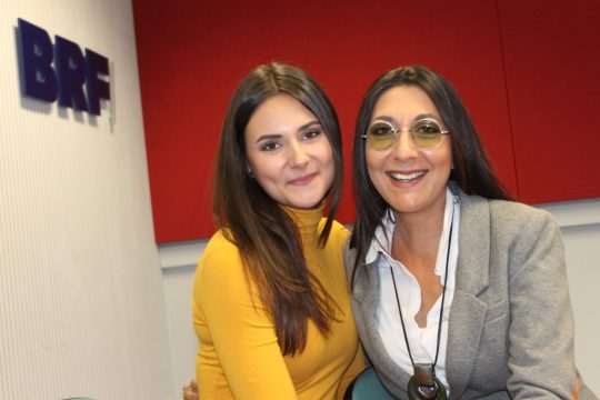 Susan Ebrahimi und Tochter Daria bei BRF2 (Bild BRF)