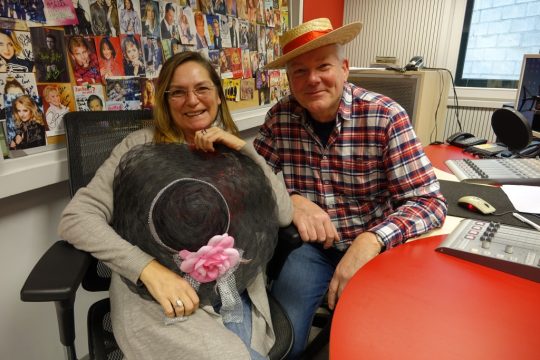 Das Team der Karnevalistischen Hitparade im BRF: Rosy Pifas und Alfried Schmitz