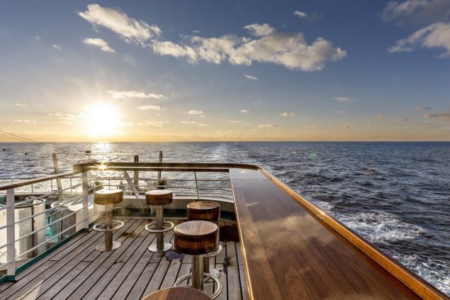 MS Amadea Sonnenuntergang