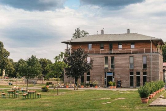 Landgut Schönwalde Blick zum Haus