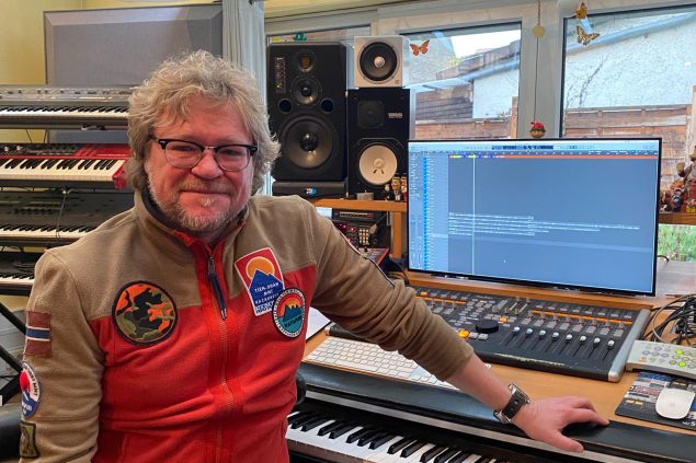 Erfolgsproduzent und -komponist Uwe Haselsteiner in seinem Studio Foto: Privat