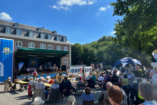 BRF2-Live-Sendung vom 40. Eupener Tirolerfest (Bild: Alain Kniebs/BRF)