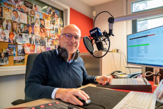 BRF-Moderator Horst Senker (Bild: Marvin Broich/BRF)