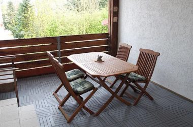 Überdachter Balkon