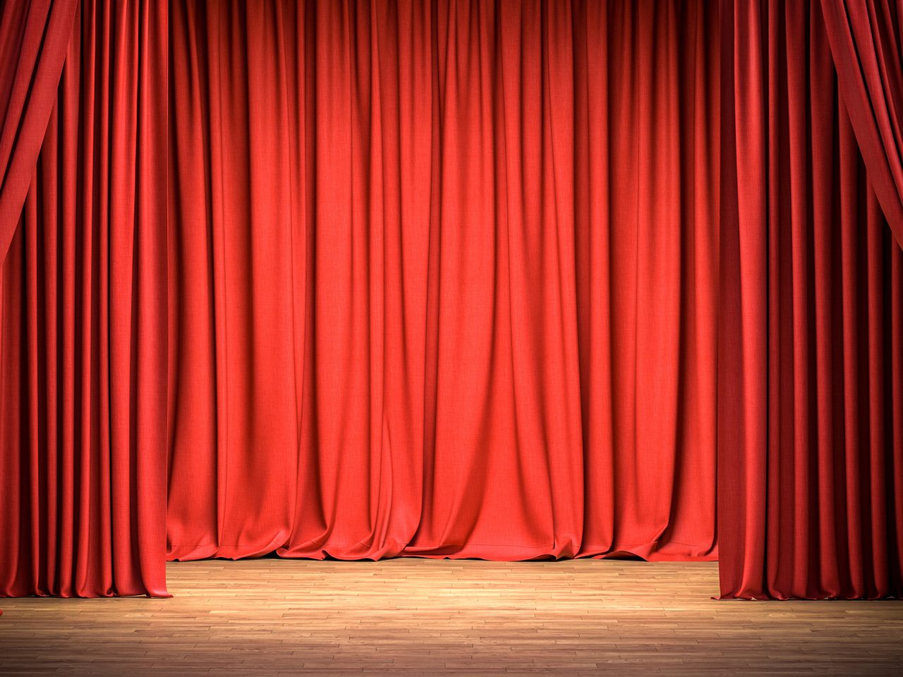 rote Samtvorhänge und Holzboden. Feierkonzept.