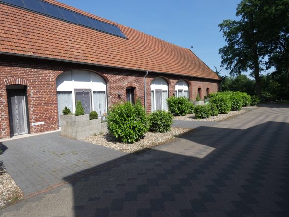 2025 Sommer Hofansicht 2