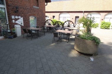 2025 bauernhofcafe_aussen1-1024x768